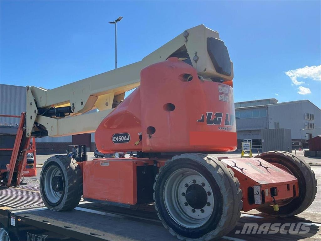 JLG E450AJ Gieken en dippers