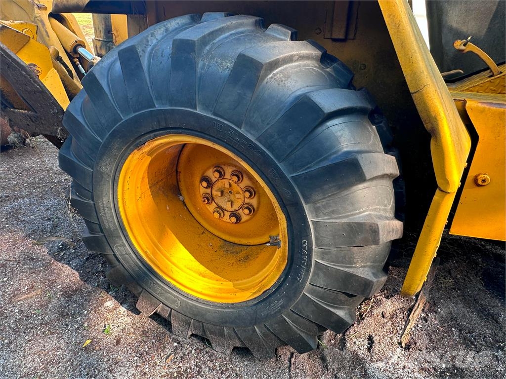 John Deere 310A Baggerlader