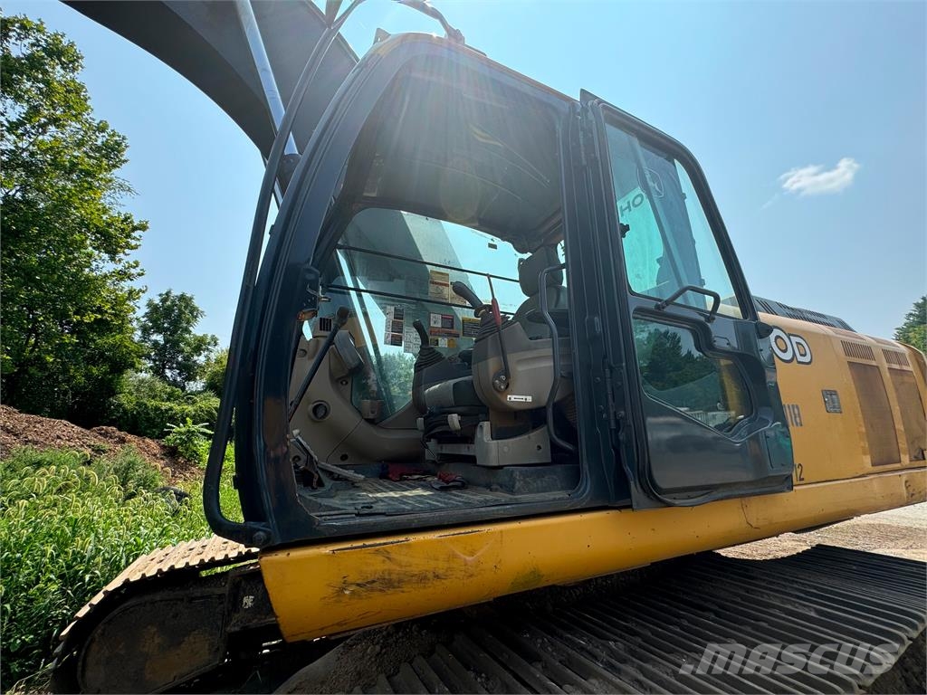 John Deere 350DLC Excavatoare pe șenile
