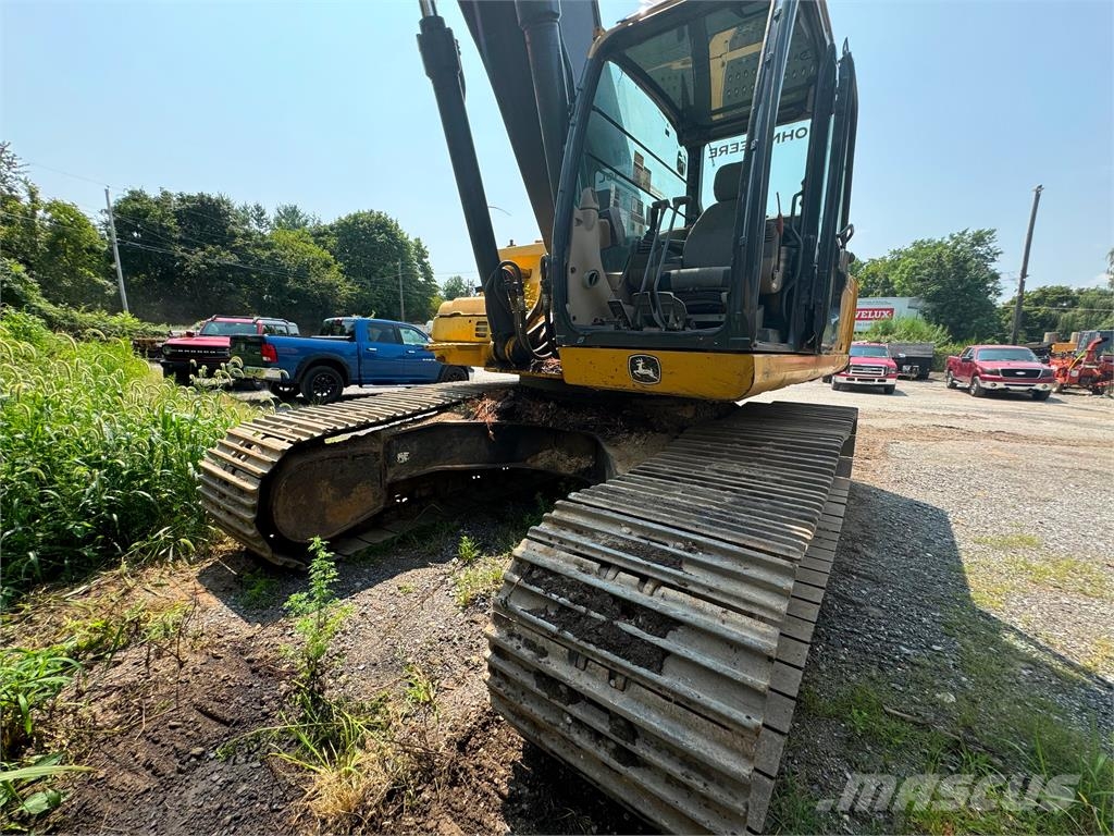 John Deere 350DLC Excavatoare pe șenile

