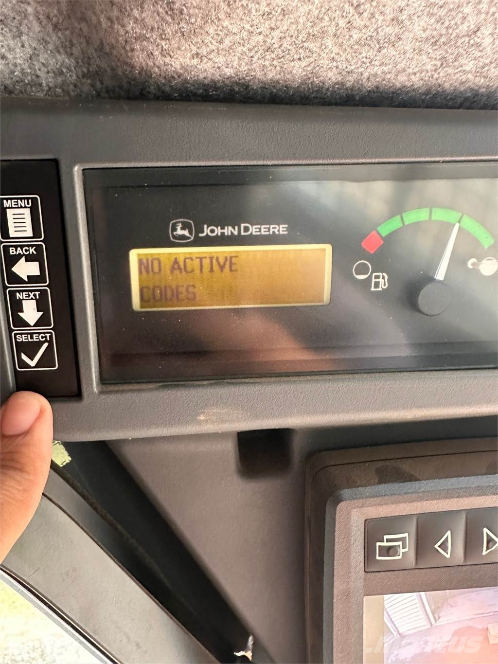 John Deere 333G 滑移轉向裝載機