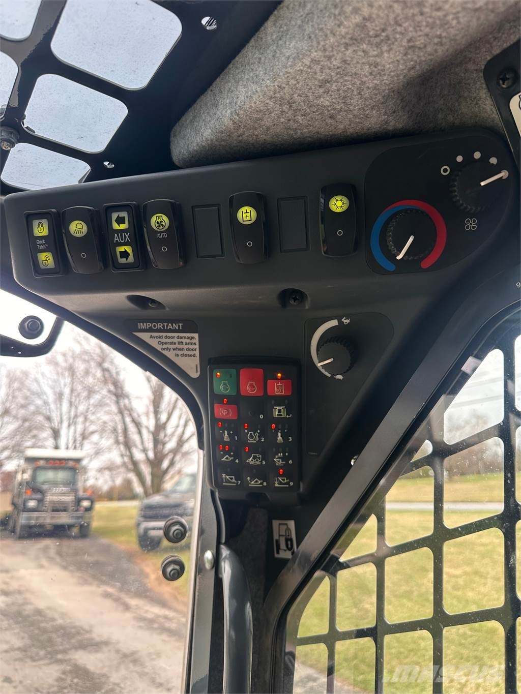 John Deere 333G 滑移轉向裝載機
