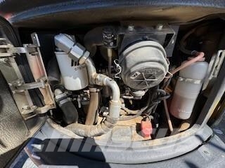 Kato HD17VXE Гусеничні екскаватори