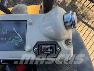 Kato HD17VXE Гусеничні екскаватори