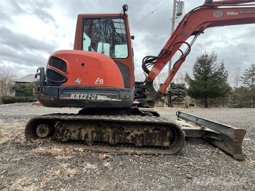Kubota KX121-3SS Roomikekskavaatorid