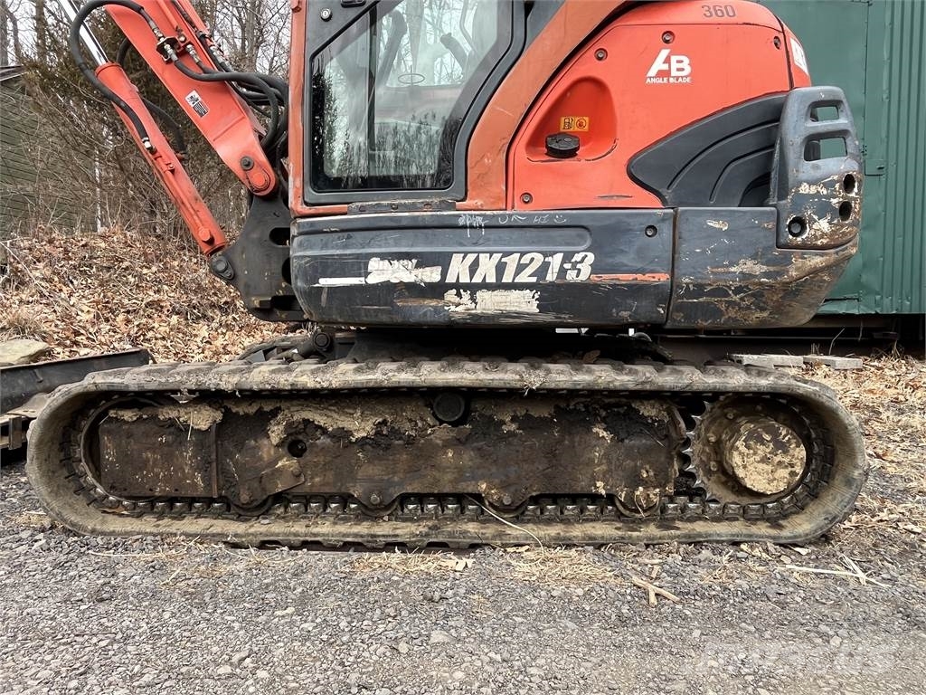 Kubota KX121-3SS Roomikekskavaatorid