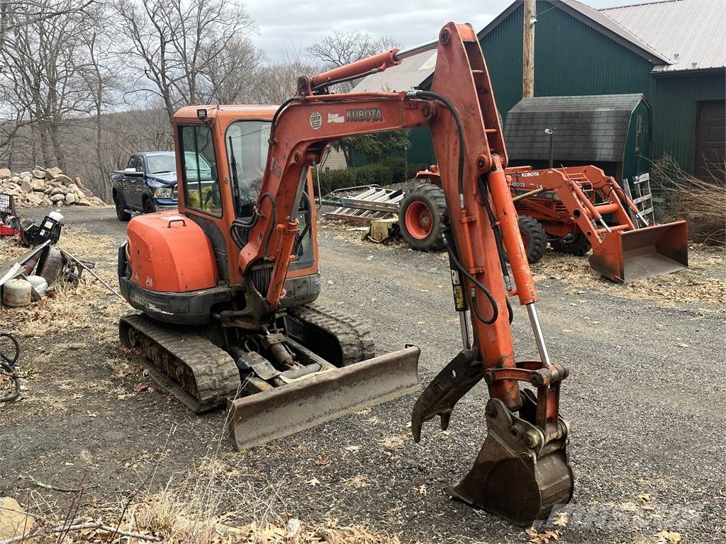 Kubota KX121-3SS Roomikekskavaatorid
