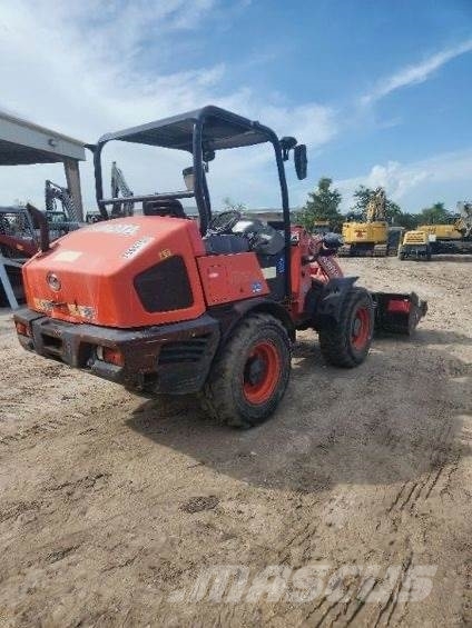 Kubota R530 Wielladers
