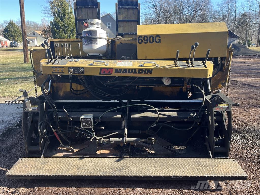 Mauldin 690G Asfaltutleggere