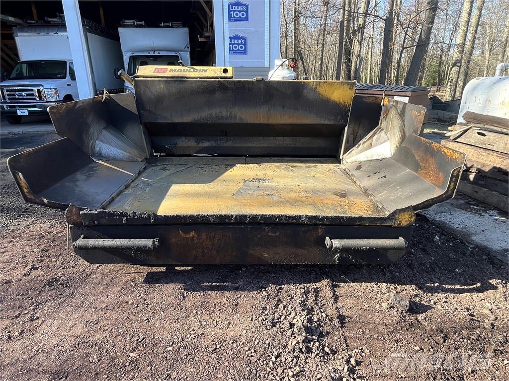 Mauldin 690G Asfaltutleggere