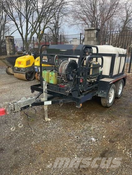 MI-T-M CORPORATION Trailer-Mounted Pressure Washer 건설 장비 - 기타