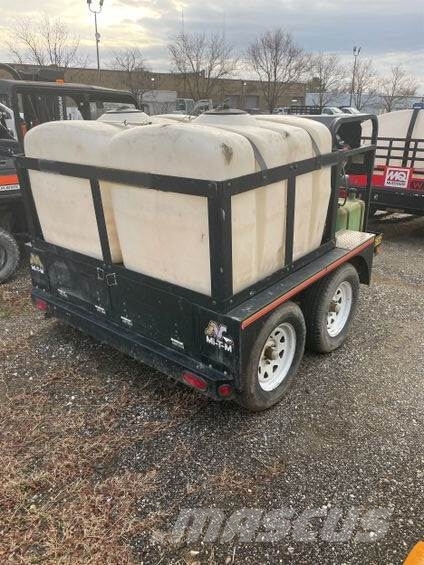MI-T-M CORPORATION Trailer-Mounted Pressure Washer 건설 장비 - 기타
