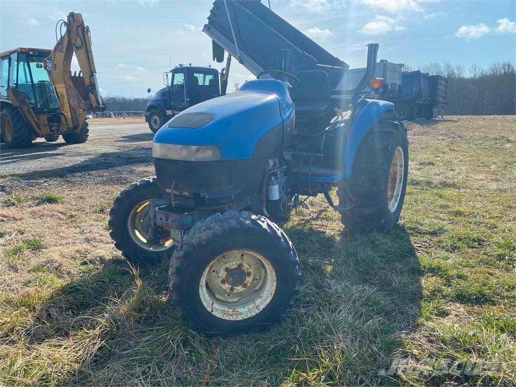 New Holland TC45D Trattori