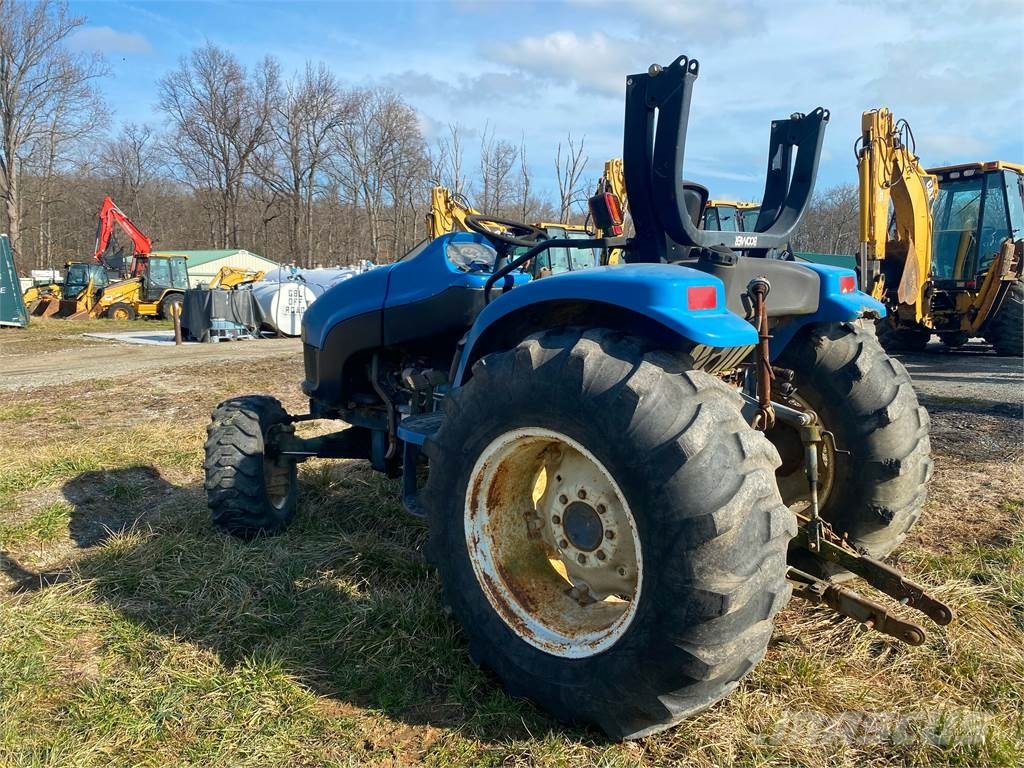 New Holland TC45D Trattori