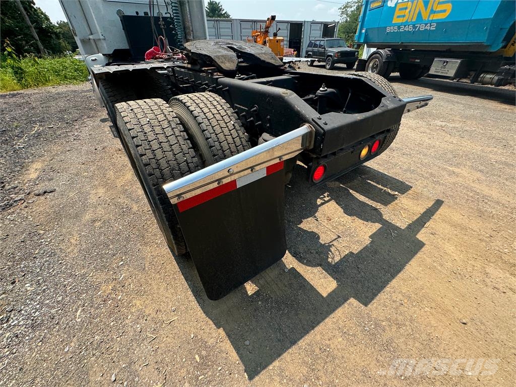 Peterbilt 384 Κατασκευές - Άλλα