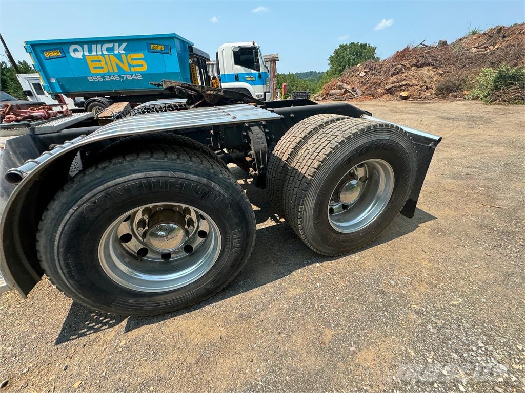Peterbilt 384 Κατασκευές - Άλλα