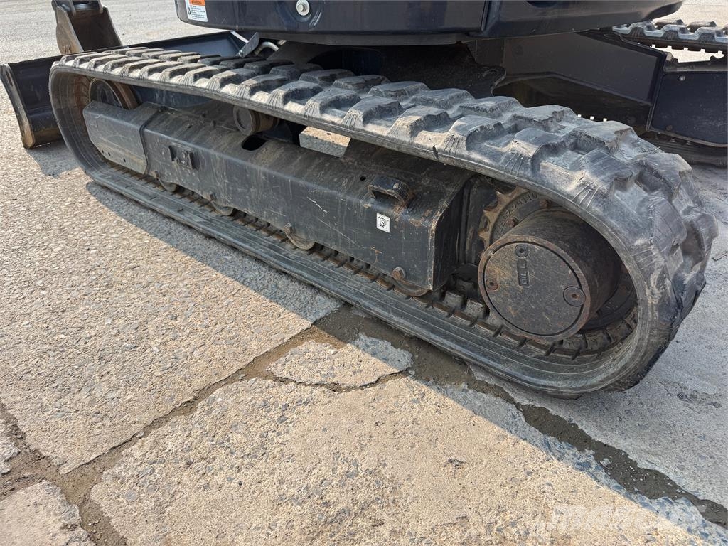 Yanmar ViO35-6A Εκσκαφείς με ερπύστριες