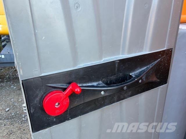  1.1 m x 1.2 m Portable Toilet Hangar