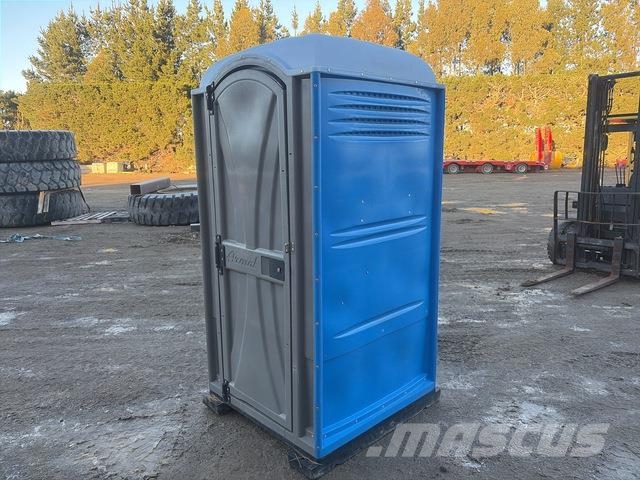  1.1 m x 1.2 m Portable Toilet Hangar