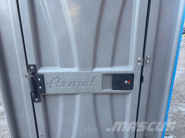  1.1 m x 1.2 m Portable Toilet Hangar
