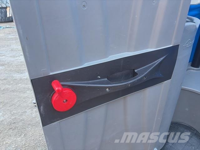  1.1 m x 1.2 m Portable Toilet Hangar