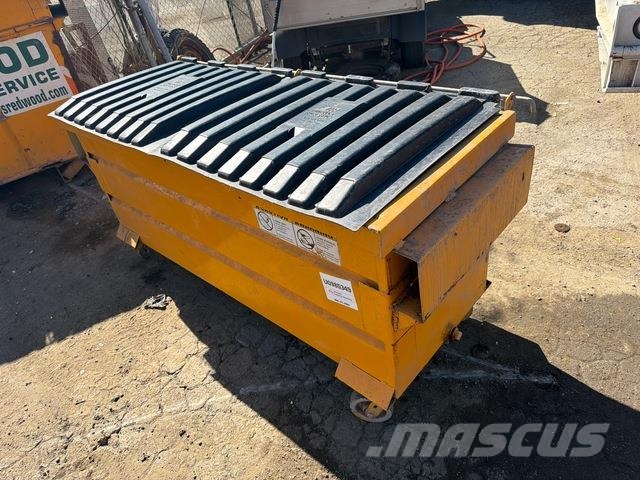 1 cyd Front End Loader Waste Container Двигуни і приводи