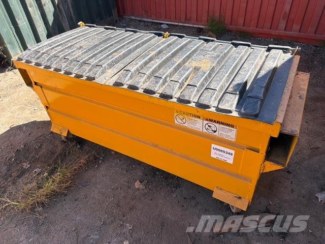 1 cyd Front End Loader Waste Container Двигуни і приводи