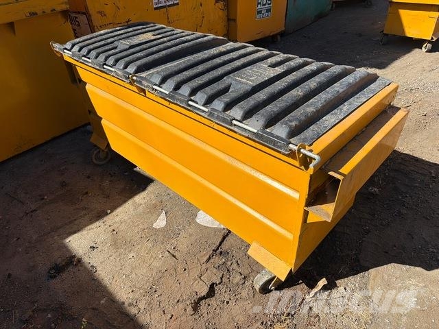 1 cyd Front End Loader Waste Container Двигуни і приводи