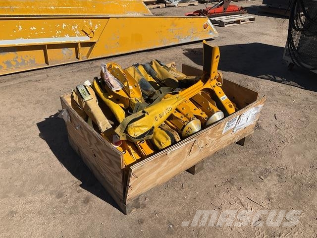  (10) Kaman Aerospace Rescue Seats Muut