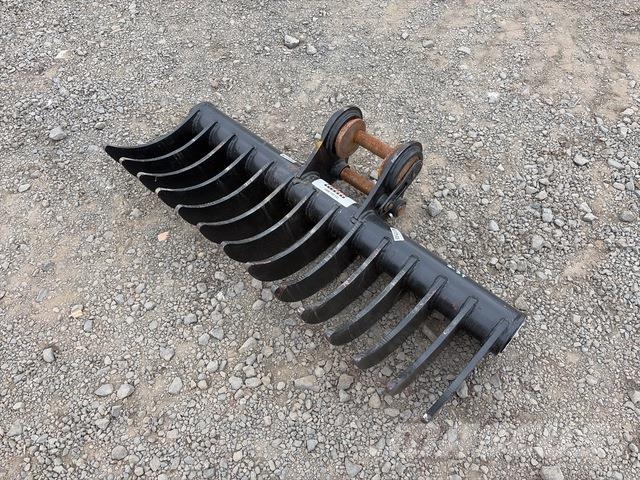 1000 mm Q/C Excavator Rake - Fits 2 - 3 Ton (Unuse Építőipar - Egyebek