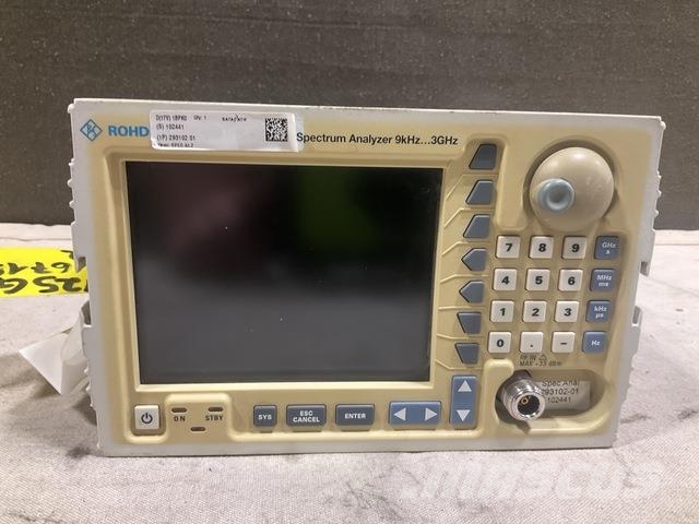 (13) Rhode & Schwarz FS300 Spectrum Analyzer Other