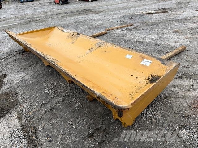  132 in Dozer Blade Lâminas