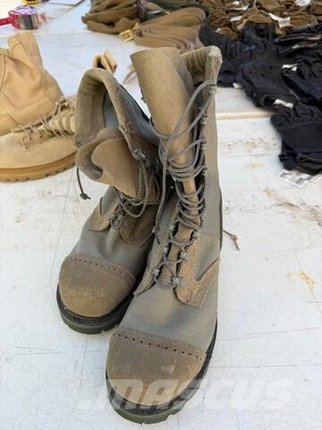  169- Military Field Gear-6-Boots/87-Glov 34-Leathe Sonstige Baumaschinen