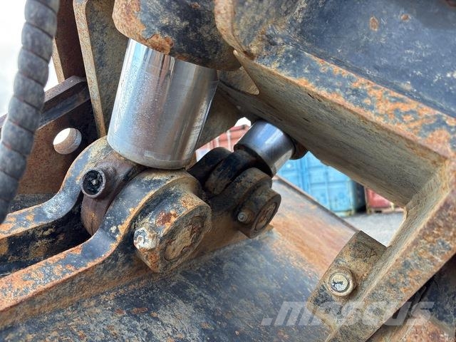 1850 mm Q/C Hydraulic Tilting Excavator Bucket دلاء