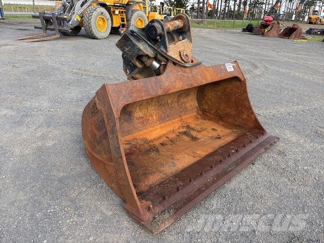 1850 mm Q/C Hydraulic Tilting Excavator Bucket دلاء