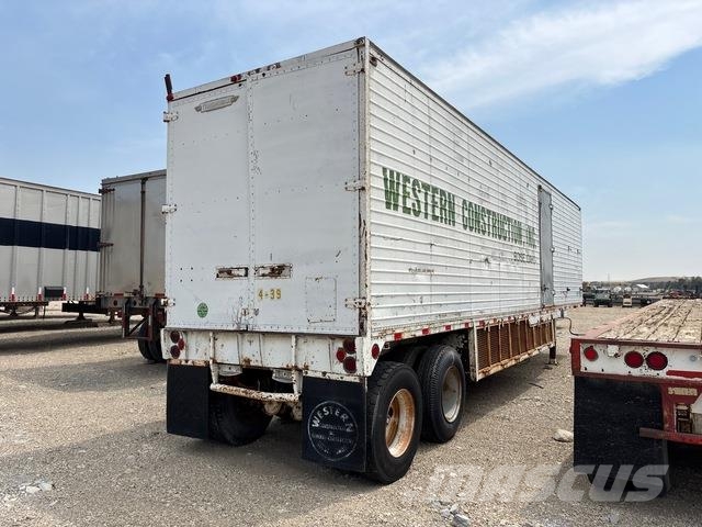  1959 32 ft x 96 in T/A Van Trailer Furgons