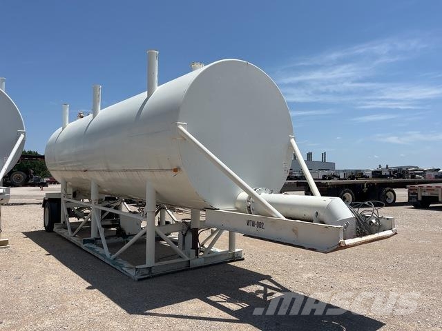 1993 10000 gal S/A Portable Water Tower Muu