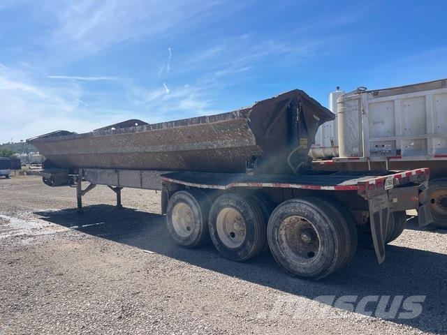 1997 Circle R 34 ft Tri/A Side Dump Trailer Pašizgāzējs