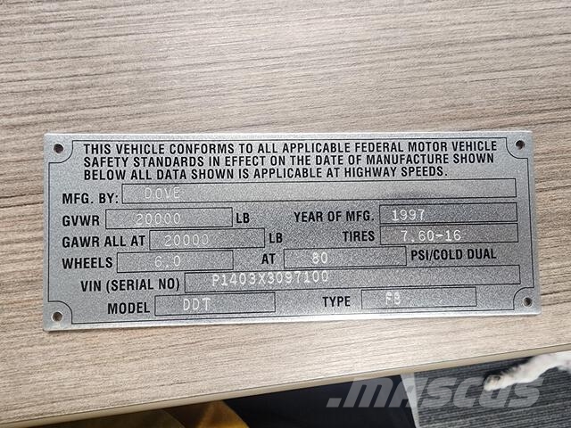 1997 Dove 30 ft T/A Gooseneck Equipment Trailer Prikolice za prevoz vozil