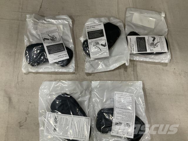 (2 560) Helmet Nape Pads مكونات أخرى