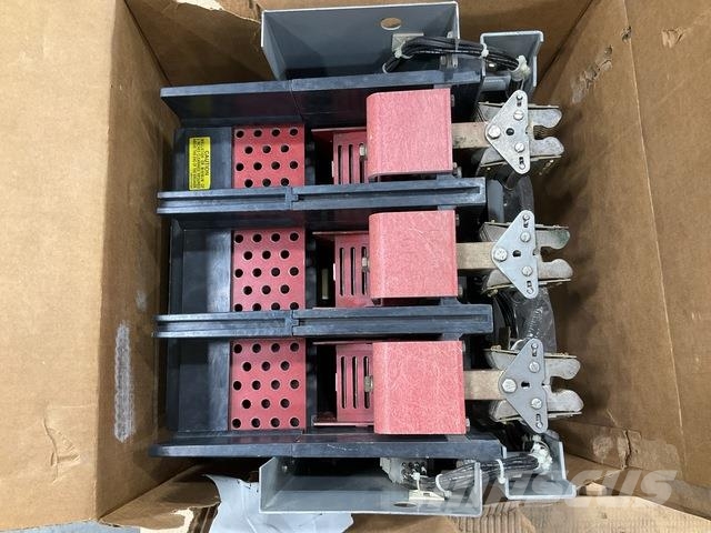 (2) Eaton 6649C53G33 Circuit Breakers 其他