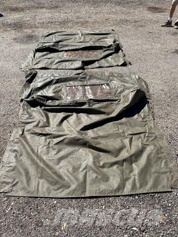 2- M561 Gama Goat 6x6 Cab Tops. شاحنات خفيفة/مفصلية الجوانب