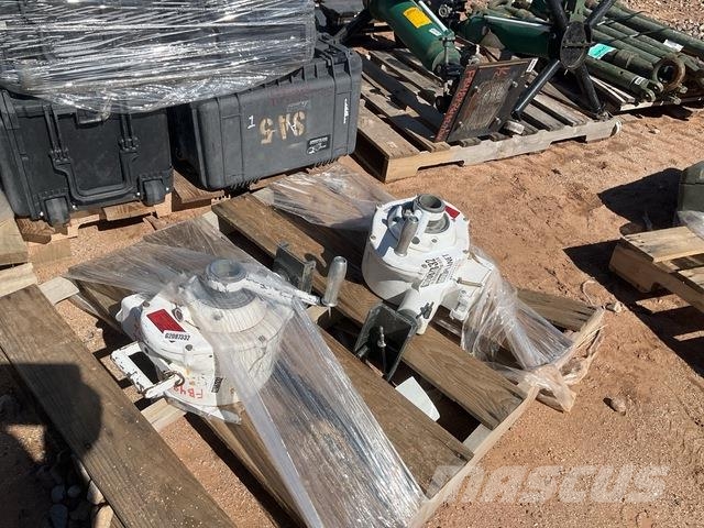 (2) Navair 1353AS100-1-503 Manual Hoists Outros componentes