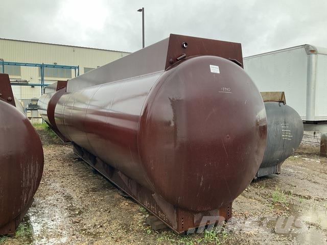 21.5 cu Steel Tank To Fit Trailer (Unused) Ostale kargo komponente