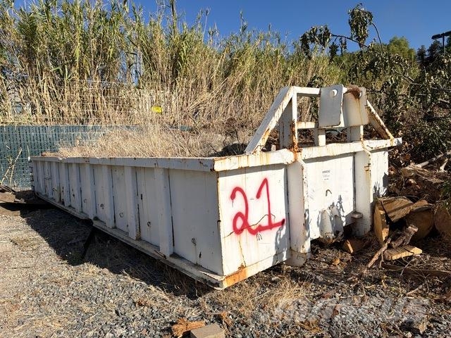 21 ft 7 in Roll-Off Container Jūriniai konteineriai