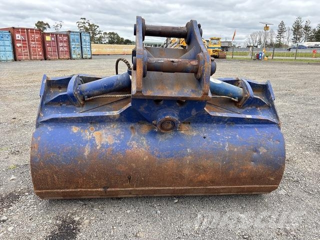  2100 mm Hydraulic Tilting Excavator Bucket - Fits  دلاء