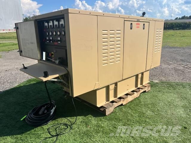 25kW Diesel Generator Set w/ Power Distribution Co Dīzeļģeneratori