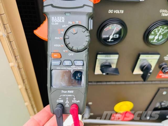 25kW Diesel Generator Set w/ Power Distribution Co Dīzeļģeneratori