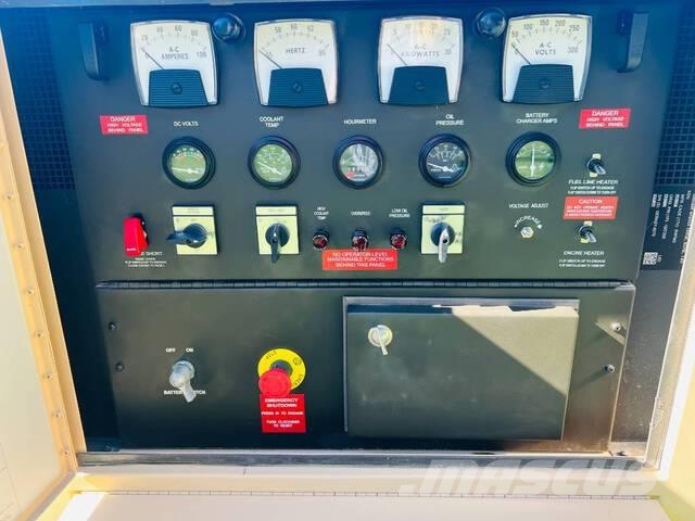 25kW Diesel Generator Set w/ Power Distribution Co مولدات ديزل