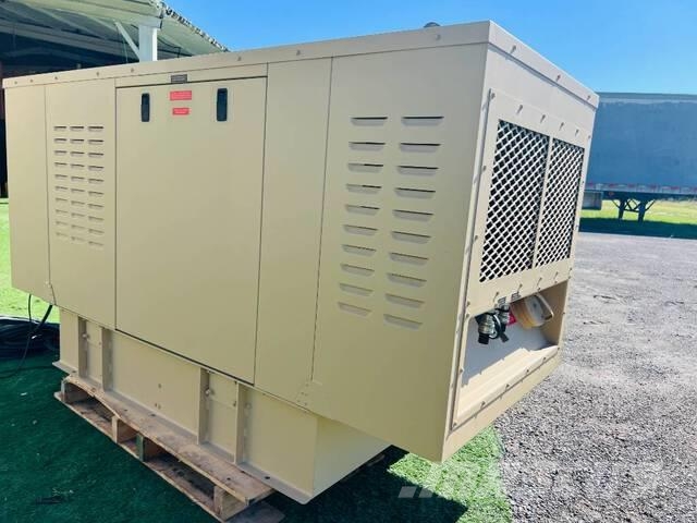 25kW Diesel Generator Set w/ Power Distribution Co مولدات ديزل